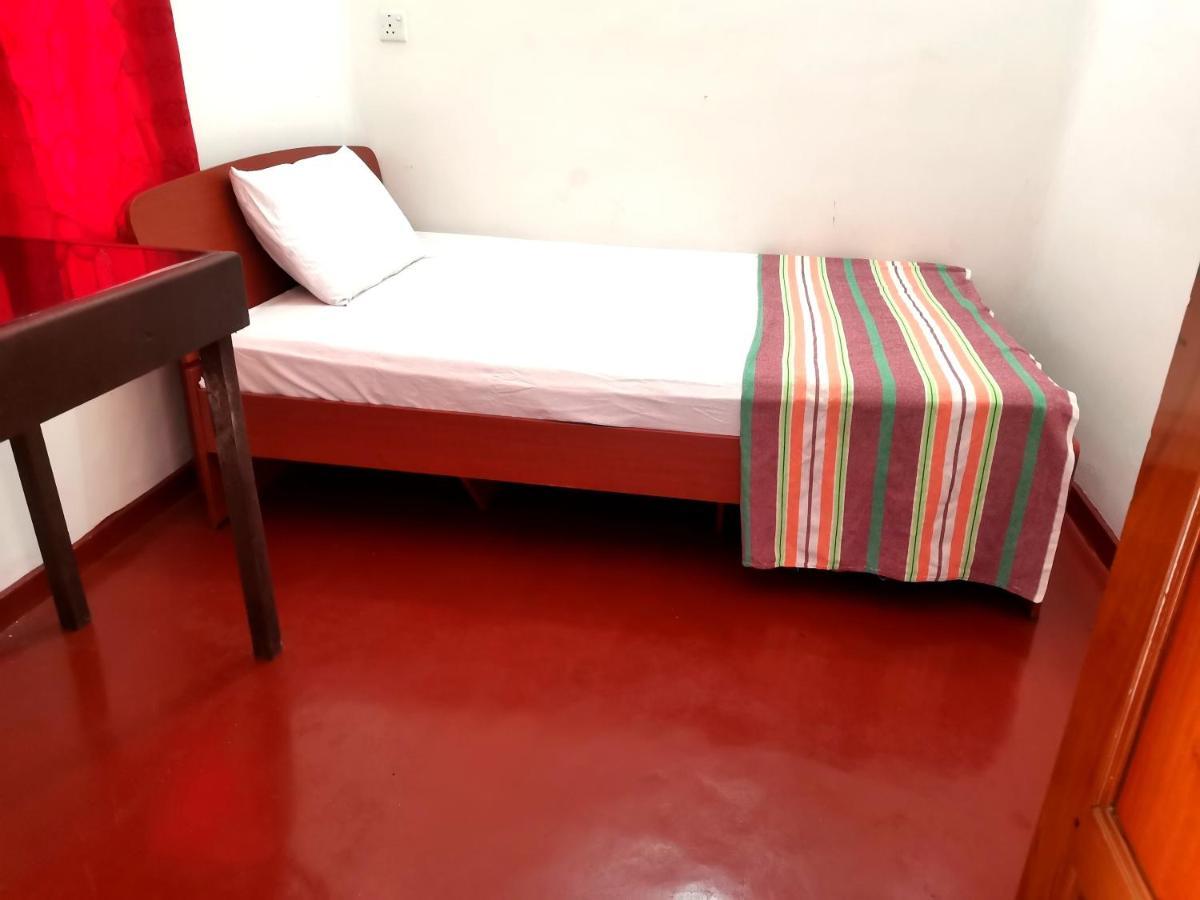 Nallur Holidays Inn Джафна Екстер'єр фото