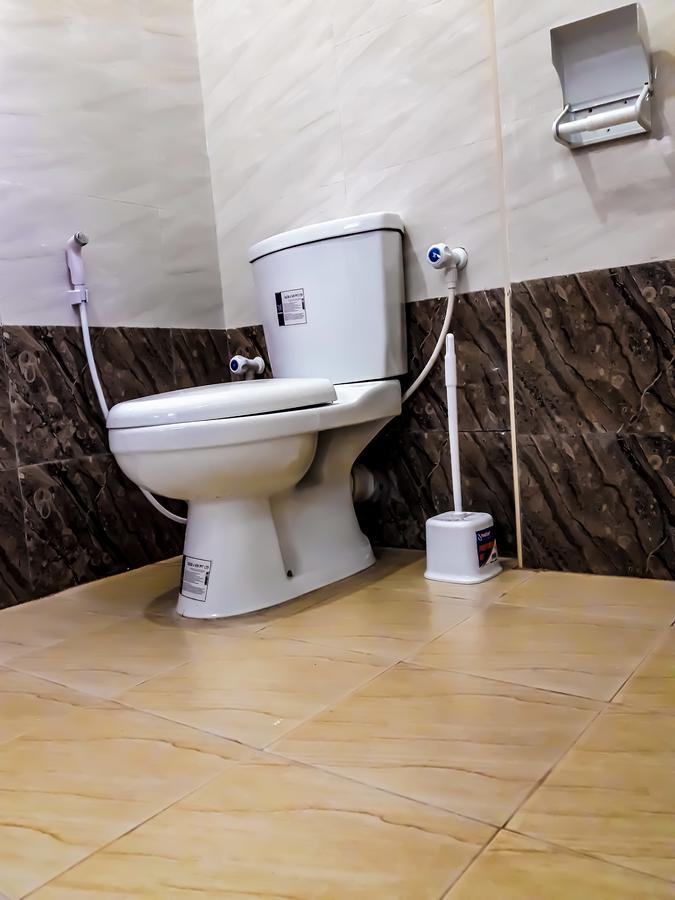 Nallur Holidays Inn Джафна Екстер'єр фото